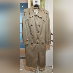 Men's Elegant Tan Double-Breasted Trench Coat